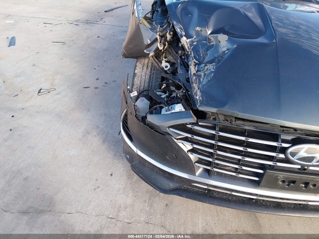 HYUNDAI SONATA HYBRID LIMITED - 6