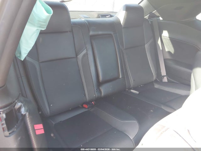 DODGE CHALLENGER SXT - 8