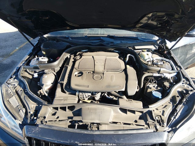 MERCEDES-BENZ E-CLASS - 10