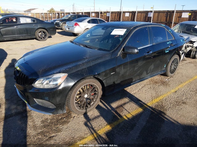 MERCEDES-BENZ E-CLASS - 2