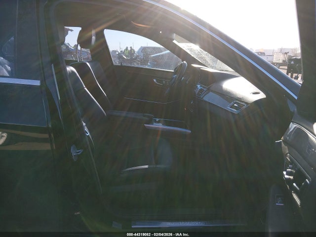 MERCEDES-BENZ E-CLASS - 5