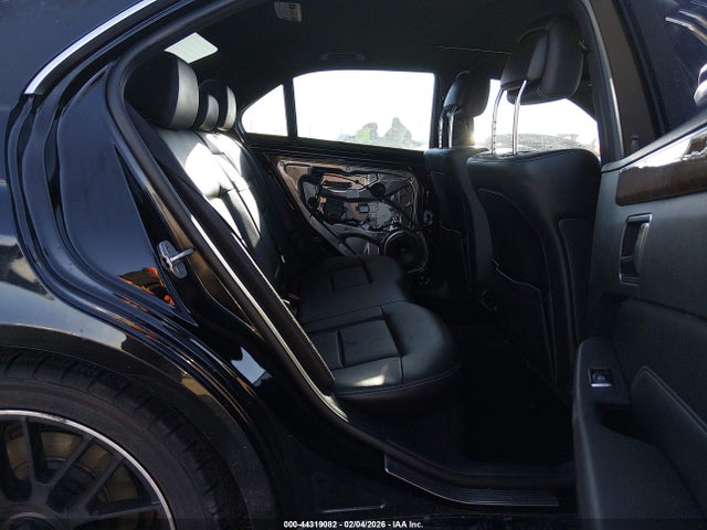 MERCEDES-BENZ E-CLASS - 8