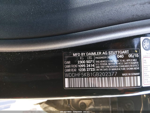 MERCEDES-BENZ E-CLASS - 9