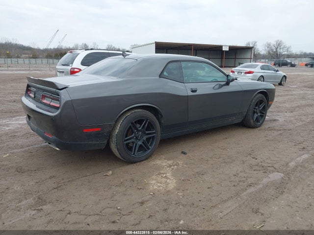 DODGE CHALLENGER - 4