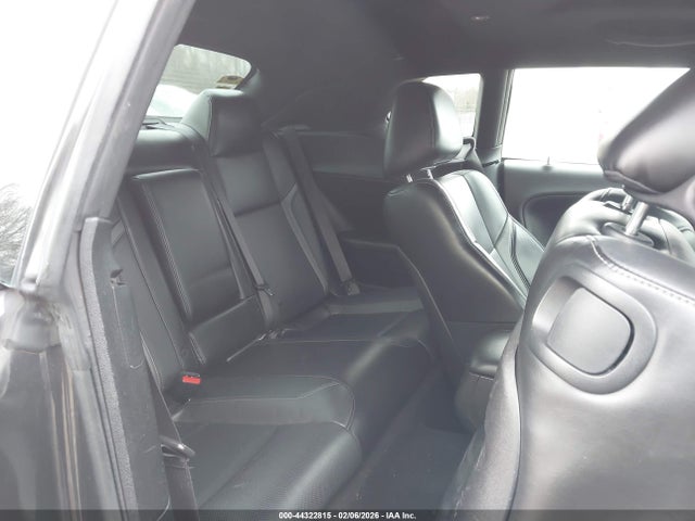 DODGE CHALLENGER - 8