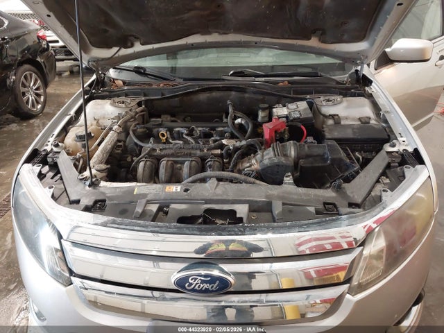 FORD FUSION SEL - 10