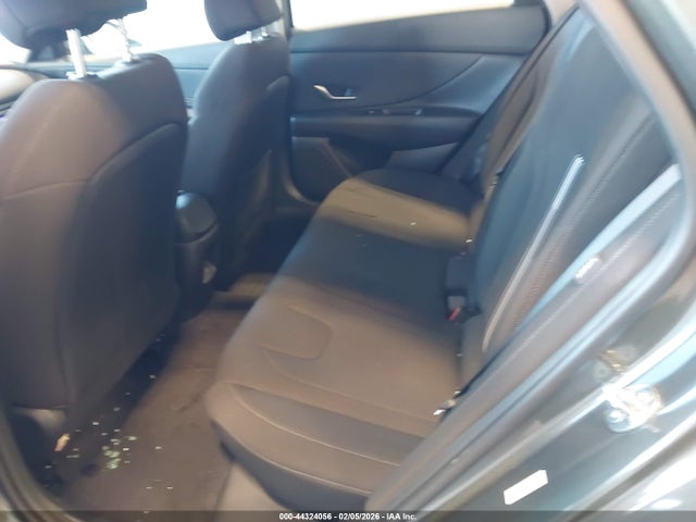 HYUNDAI ELANTRA SEL - 8