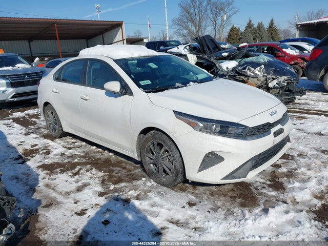 KIA FORTE LXS - 1
