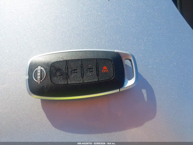 2023 NISSAN KICKS SR XTRONIC CVT 11