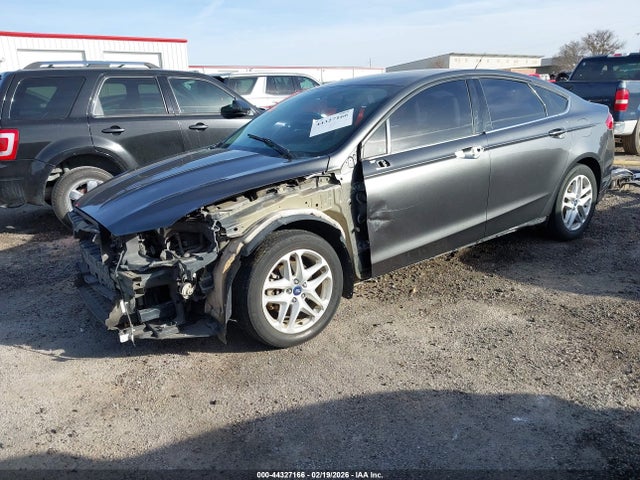 FORD FUSION SE - 2