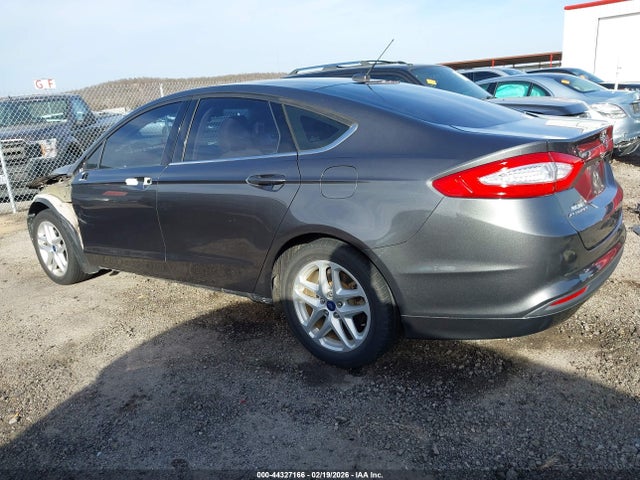 FORD FUSION SE - 3