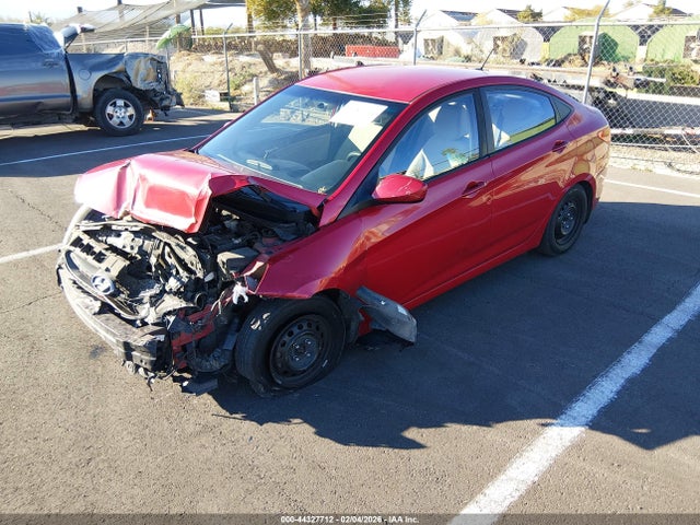 HYUNDAI ACCENT GLS - 2