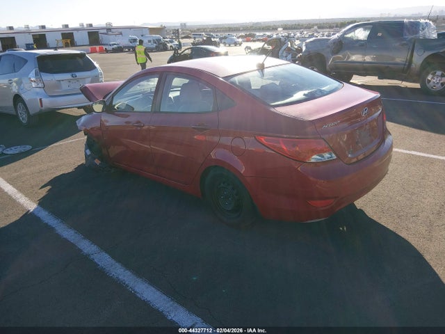 HYUNDAI ACCENT GLS - 3