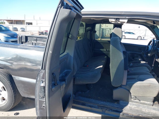 CHEVROLET SILVERADO 1500 LS - 8