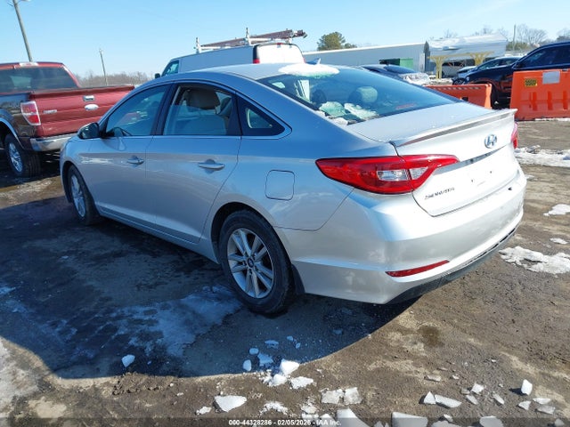 2015 Hyundai SONATA SE 照片 3