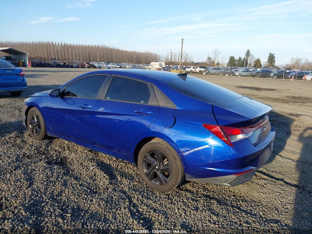 HYUNDAI ELANTRA SEL - 3