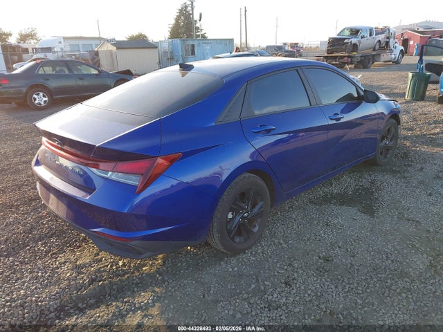 HYUNDAI ELANTRA SEL - 4