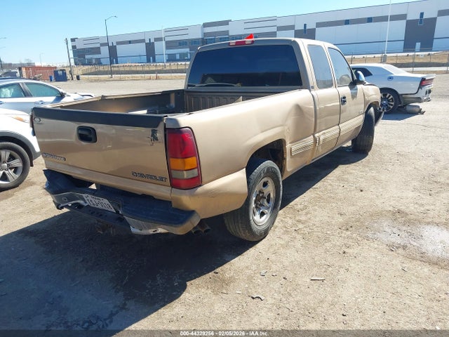 CHEVROLET SILVERADO 1500 LS - 4