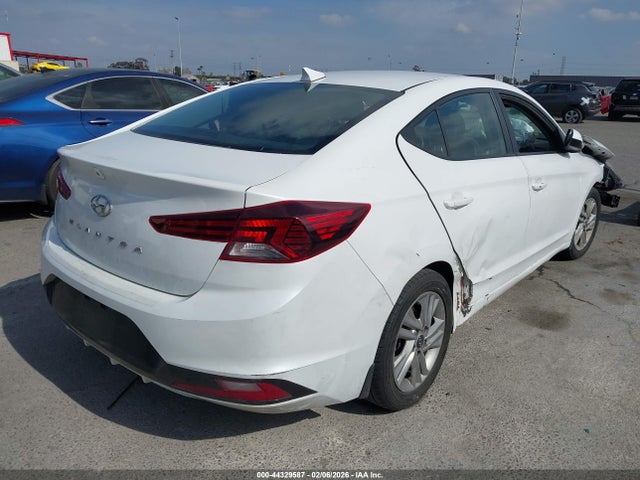 HYUNDAI ELANTRA VALUE EDITION - 4