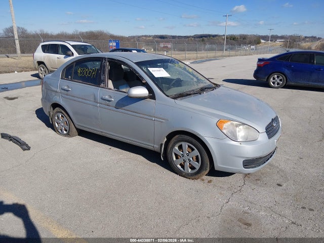 2011 HYUNDAI ACCENT GLS