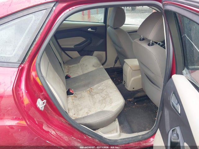FORD FOCUS SE - 8
