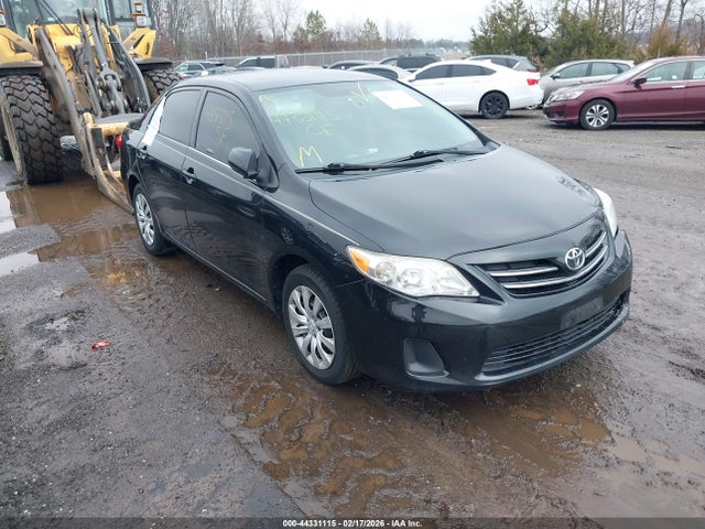 2013 TOYOTA COROLLA LE