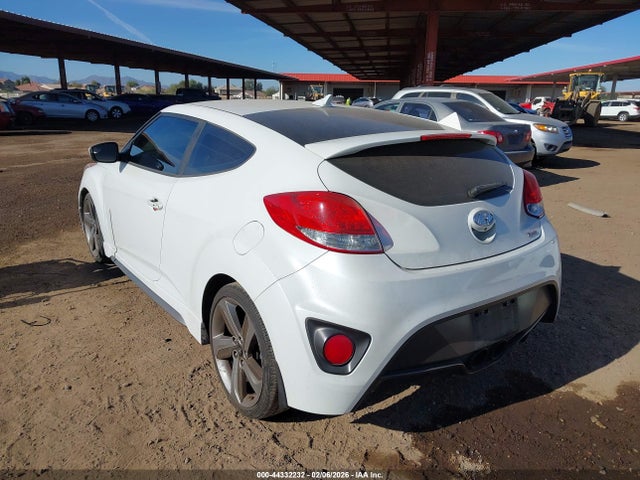 HYUNDAI VELOSTER TURBO - 3