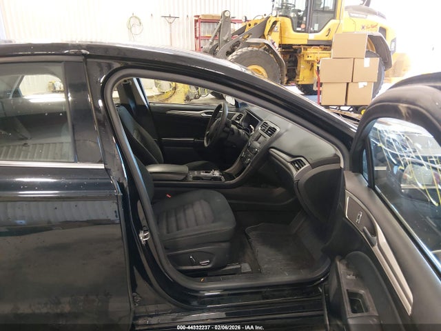 FORD FUSION SE - 5