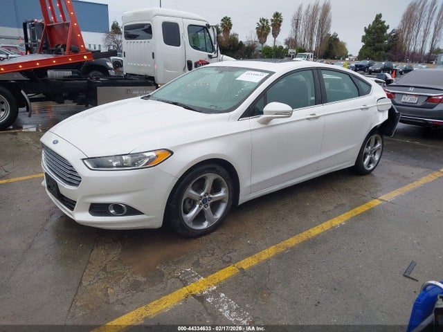 FORD FUSION SE - 2