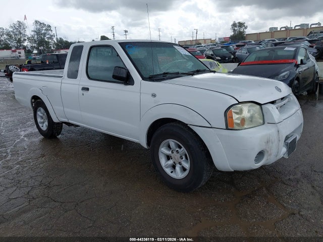 2002 NISSAN FRONTIER XE