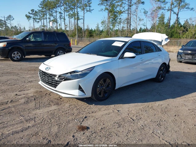 HYUNDAI ELANTRA SEL - 2