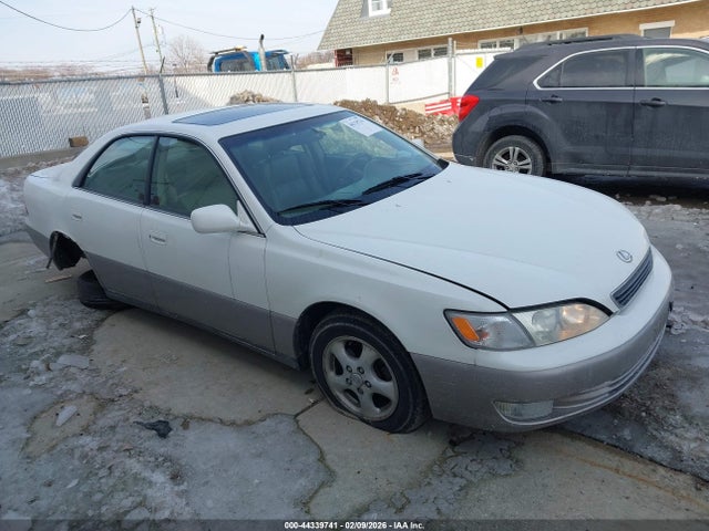 1999 LEXUS ES 