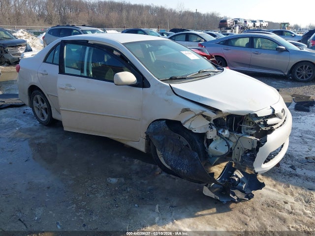 2013 TOYOTA COROLLA S