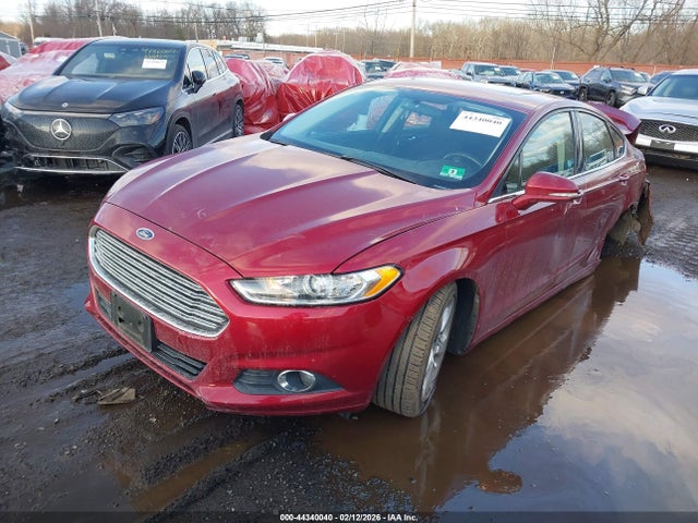 FORD FUSION SE - 2