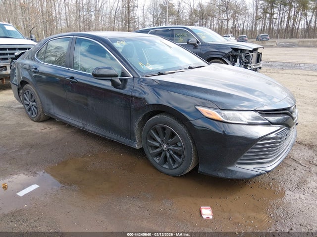 2018 TOYOTA CAMRY LE