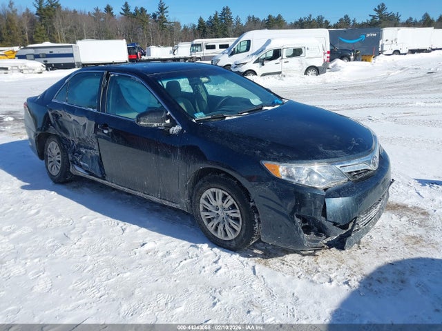 2014 TOYOTA CAMRY LE