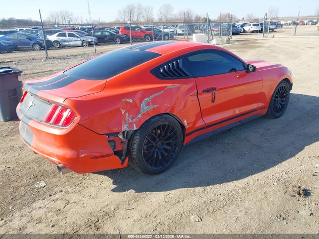 FORD MUSTANG V6 - 4