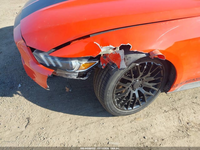 FORD MUSTANG V6 - 6