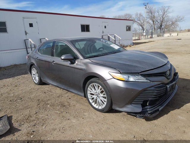 2018 TOYOTA CAMRY HYBRID/LE/XLE/SE