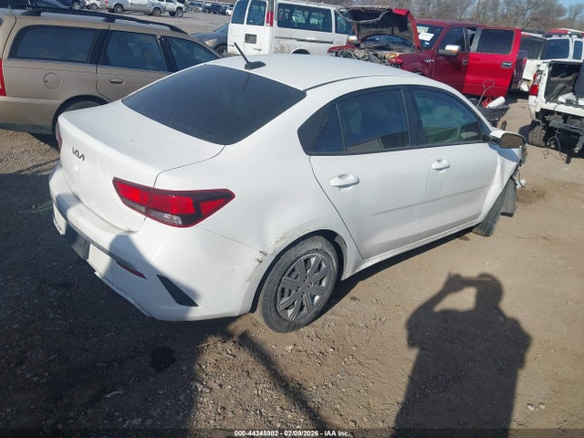 KIA RIO - 4