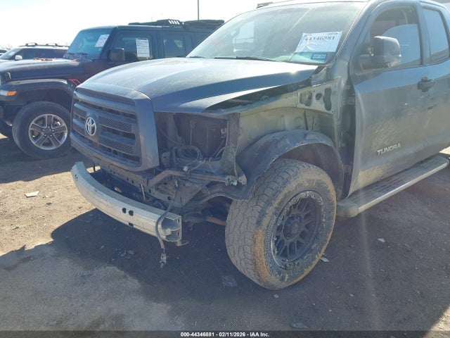 TOYOTA TUNDRA - 6