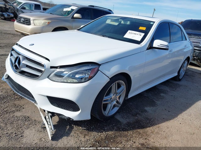 2014 Mercedes-BENZ E 350 4MATIC — фото 2