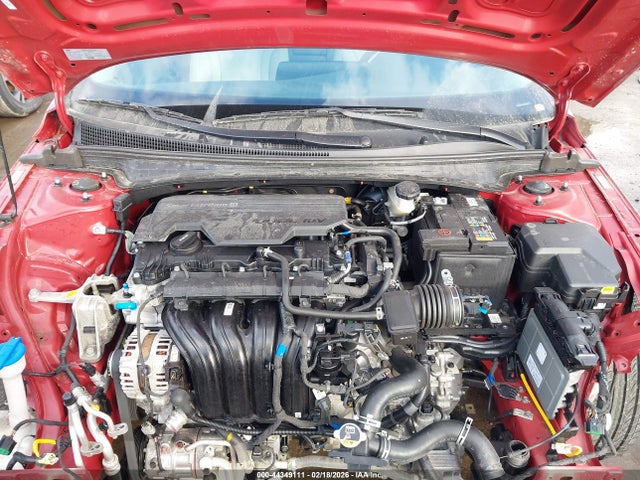 HYUNDAI ELANTRA LIMITED - 10