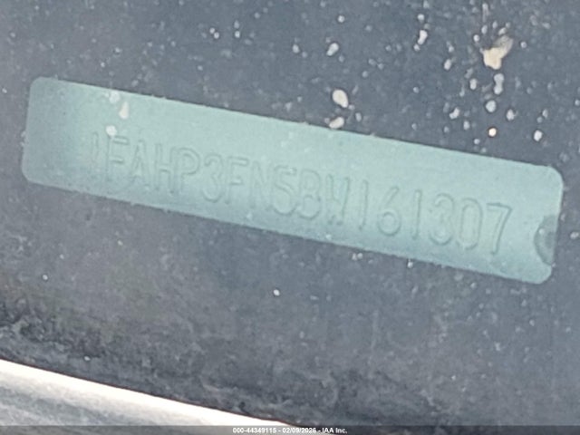 FORD FOCUS SE - 9