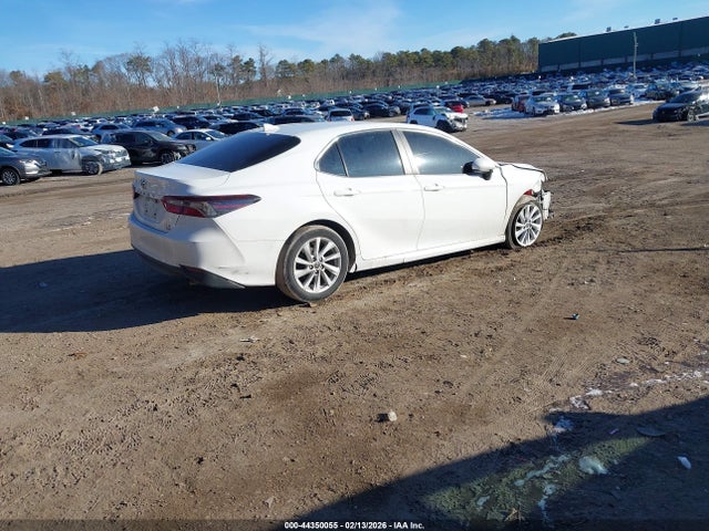 TOYOTA CAMRY - 4