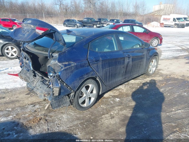 صورة 4 لـ 2013 Hyundai ELANTRA GLS/LIMITED