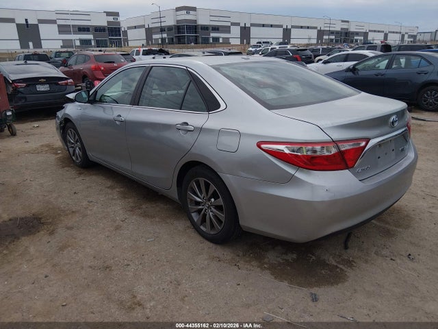 TOYOTA CAMRY - 3
