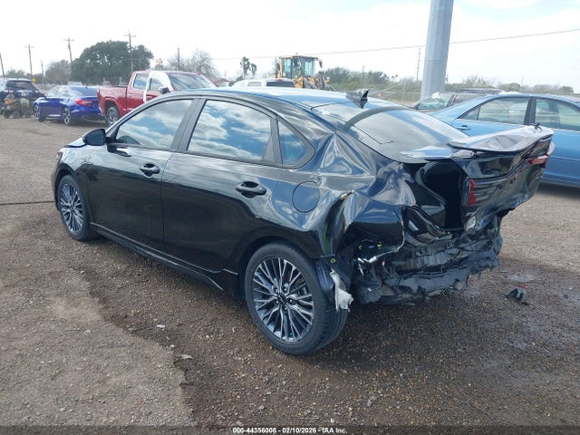 KIA FORTE GT-LINE - 3