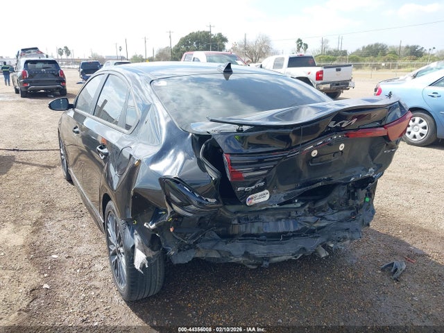 KIA FORTE GT-LINE - 6