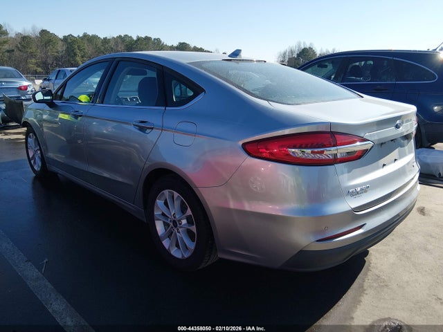 FORD FUSION SE - 3